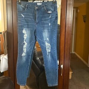 Women’s distressed denim jeggings size 16